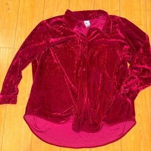 Velvet Vintage Top in Rich Red